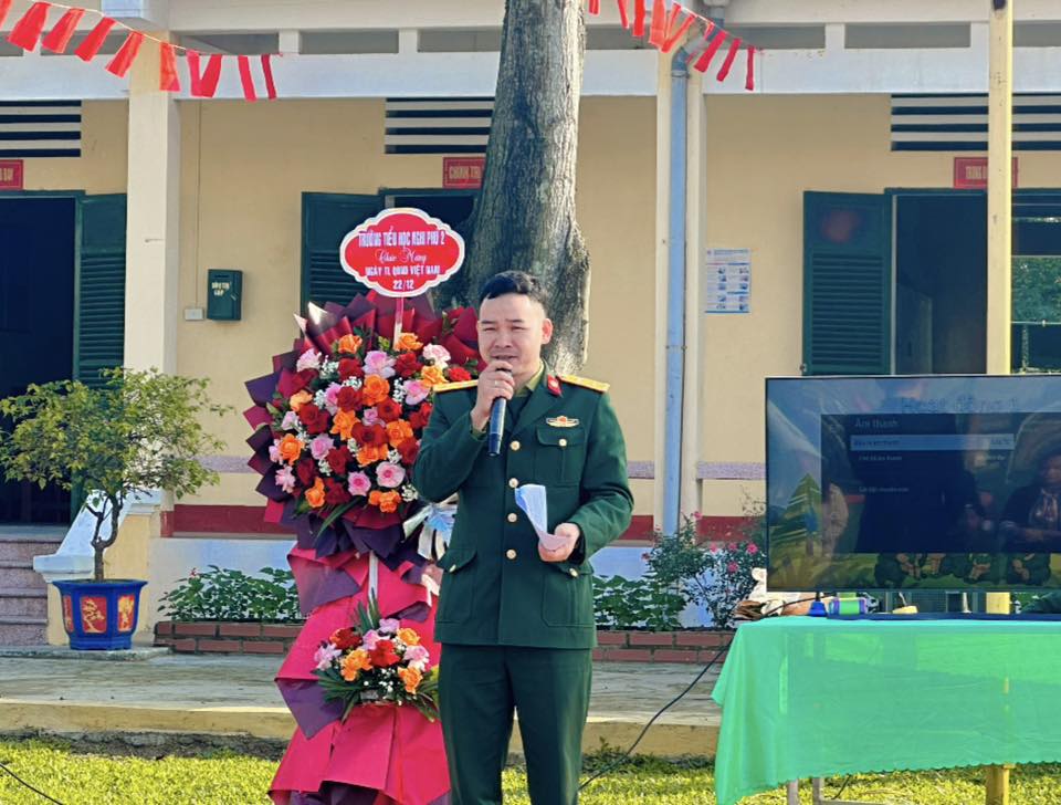 🌻CHUYÊN ĐỀ: DẠY HỌC NGOÀI KHÔNG GIAN LỚP HỌC HĐTN – CHÚNG EM HỌC TẬP TÁC PHONG ANH BỘ ĐỘI CỤ HỒ 🌻