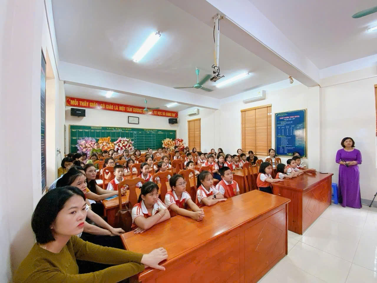 TRƯỜNG TH NGHI PHÚ 2 TỔ CHỨC THÀNH CÔNG CHUYÊN ĐỀ “DẠY HỌC KẾT NỐI”