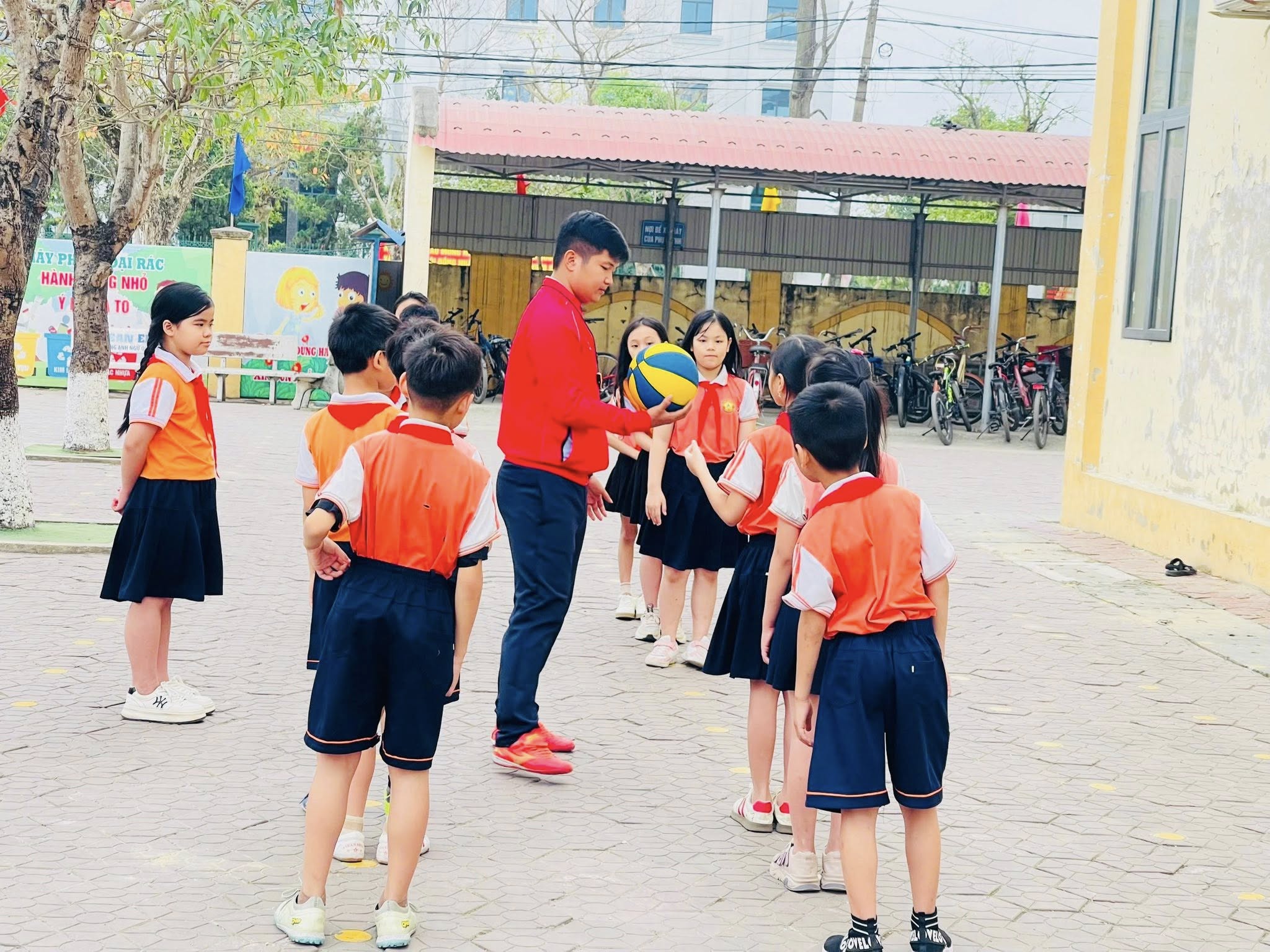 SINH HOẠT CHUYÊN MÔN – THỂ HIỆN NỘI DUNG NGHIÊN CỨU BÀI DẠY “SÔI NỔI - HIỆU QUẢ” 🌱