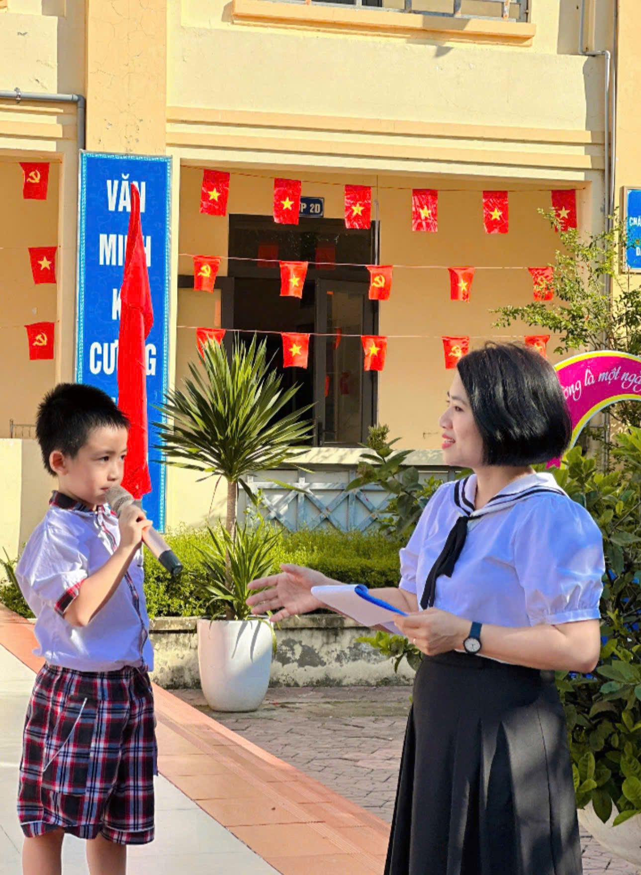 Sinh hoạt dưới cờ Tuần 1 Năm học 2025-2026