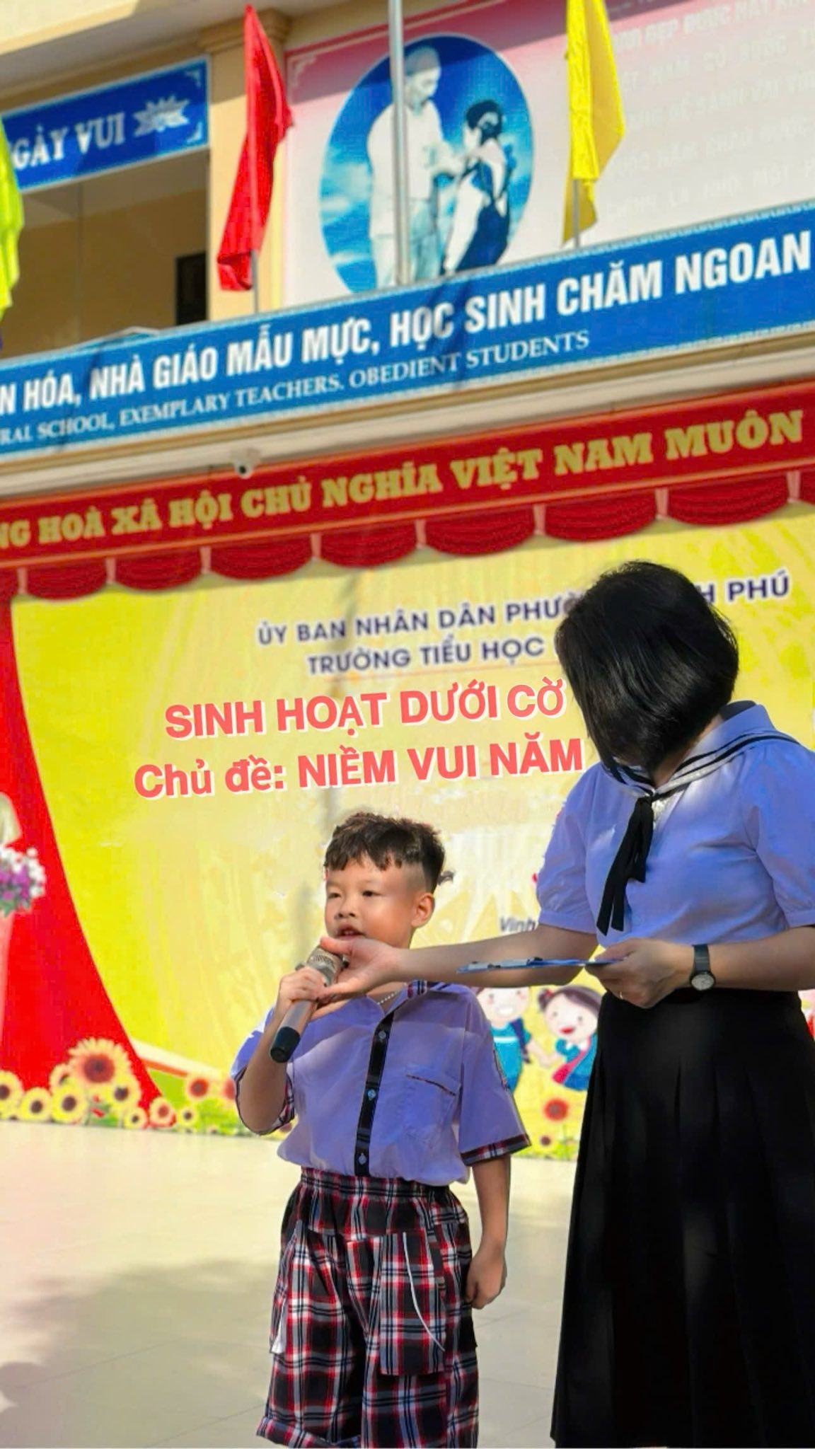 Sinh hoạt dưới cờ Tuần 1 Năm học 2025-2026