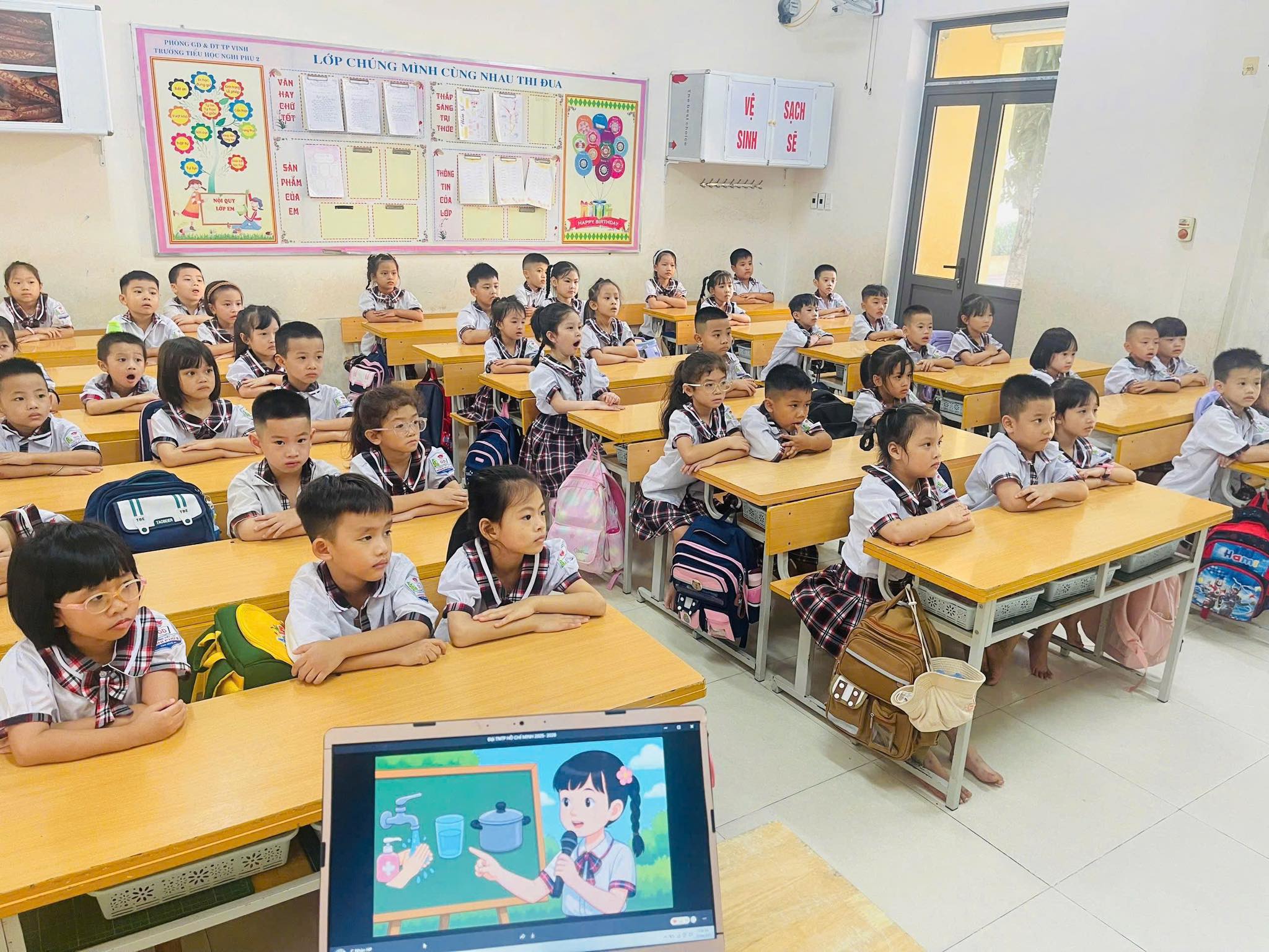 SINH HOẠT DƯỚI CỜ – TUẦN 2