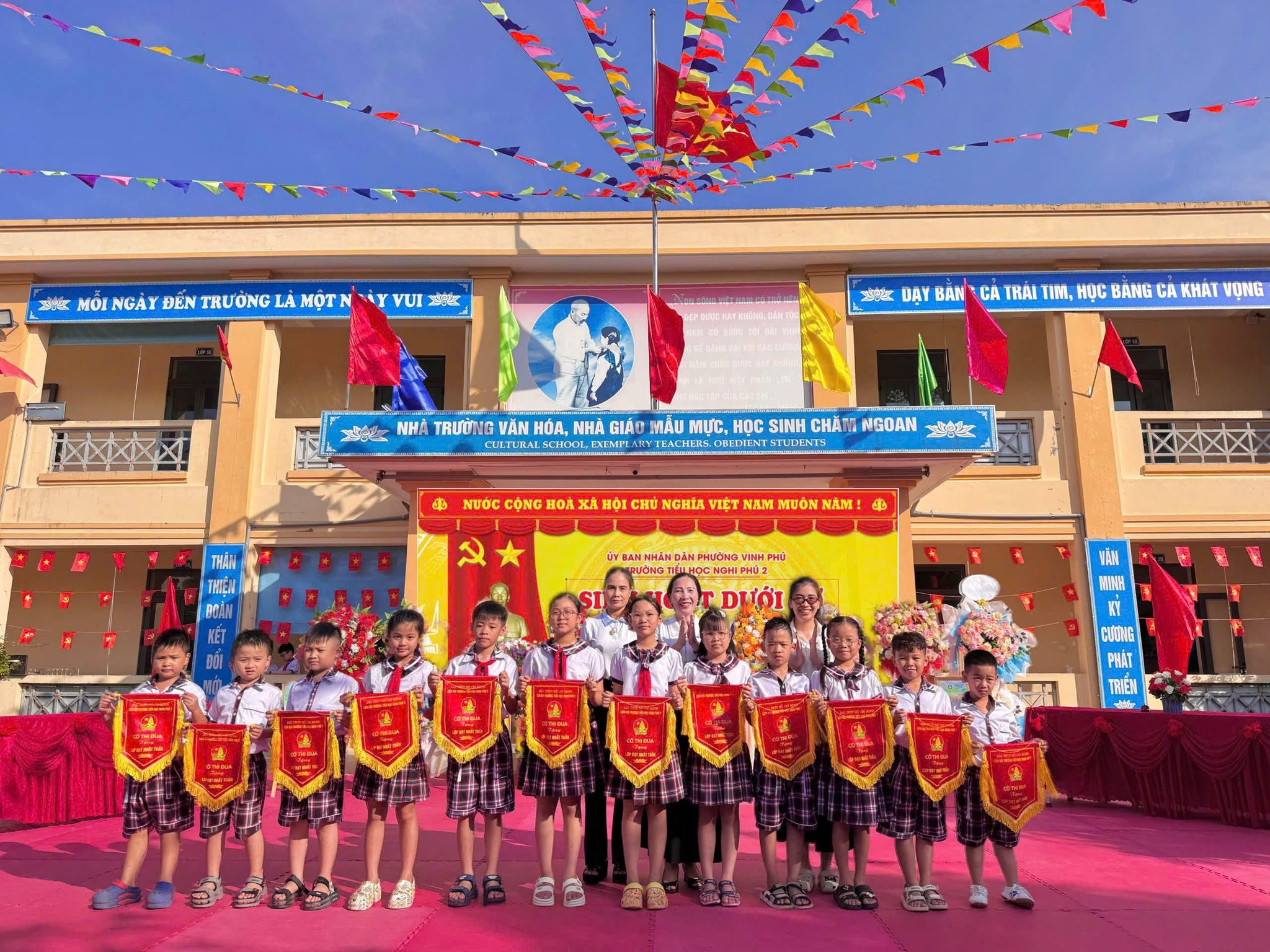 CÂU LẠC BỘ TIẾNG ANH – CHỦ ĐỀ: AN TOÀN GIAO THÔNG