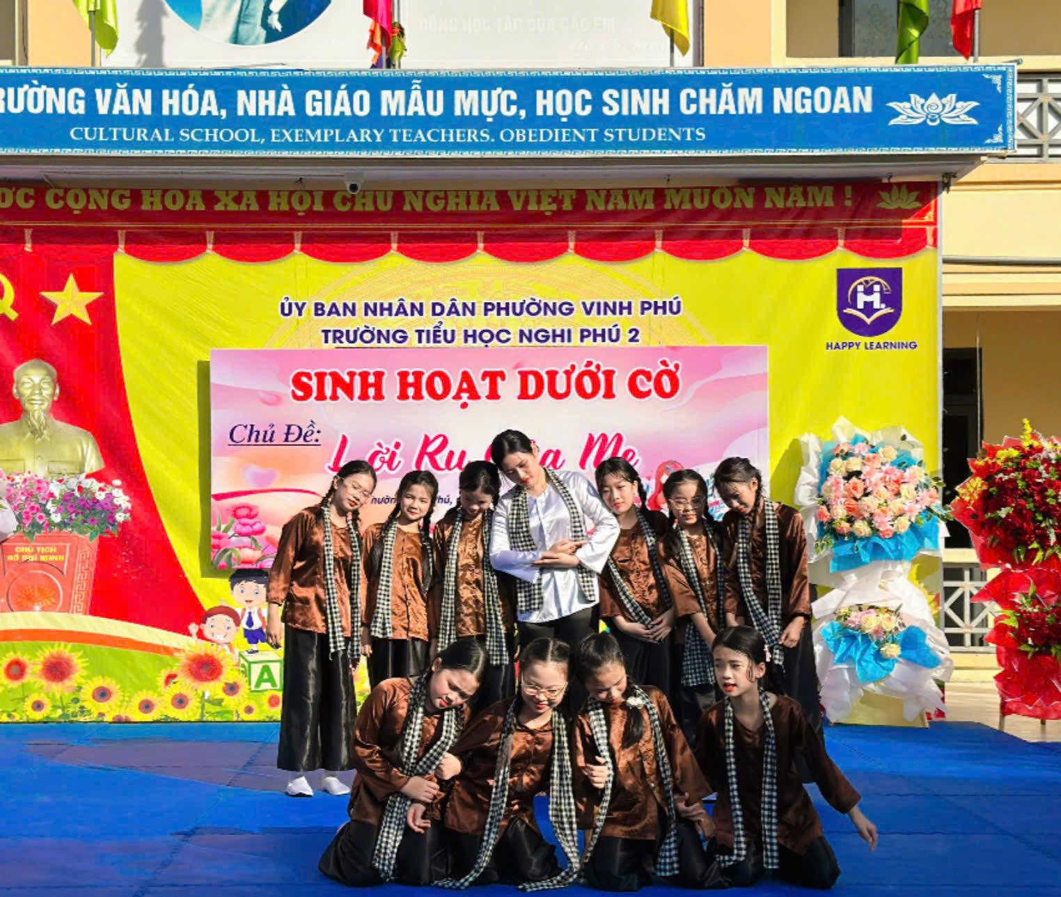 TIẾT SINH HOẠT DƯỚI CỜ CHỦ ĐỀ “LỜI RU CỦA MẸ” – KHÚC CA TRI ÂN VÀ YÊU THƯƠNG TUẦN 6