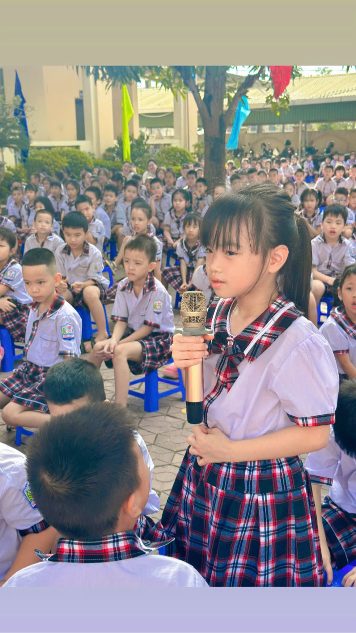 TIẾT SINH HOẠT DƯỚI CỜ CHỦ ĐỀ “LỜI RU CỦA MẸ” – KHÚC CA TRI ÂN VÀ YÊU THƯƠNG TUẦN 6