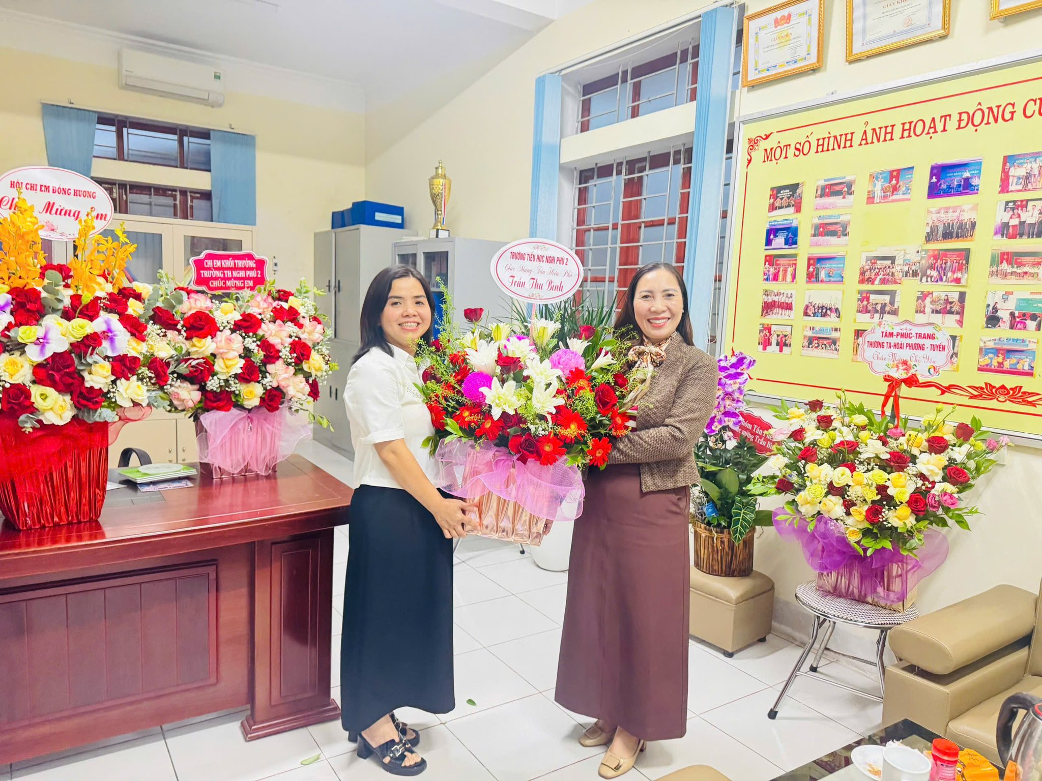 🎉 CHÚC MỪNG CÔ TRẦN THỊ THU BÌNH ĐƯỢC BỔ NHIỆM GIỮ CHỨC VỤ PHÓ HIỆU TRƯỞNG TRƯỜNG TIỂU HỌC NGHI PHÚ 1 🎉