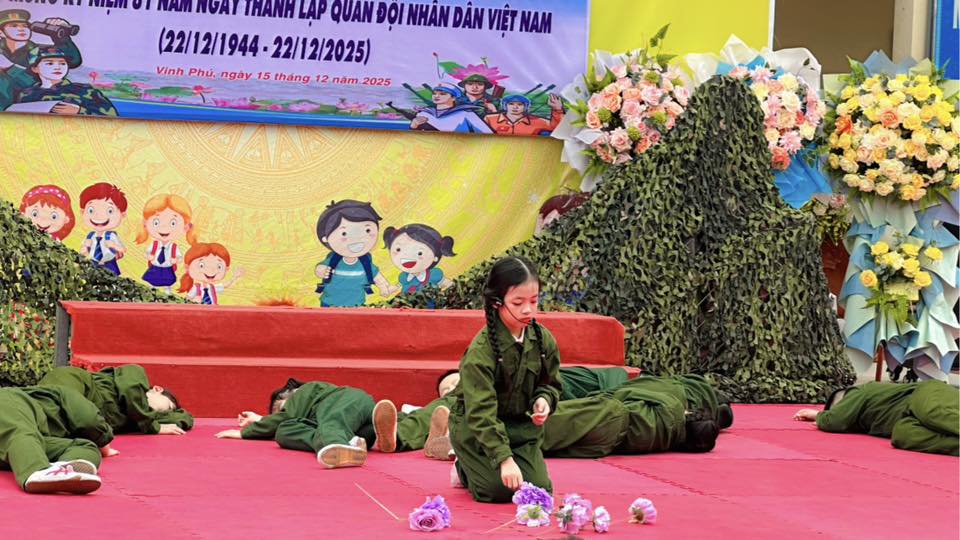 🎊TIẾT SINH HOẠT DƯỚI CỜ CHỦ ĐỀ “HOA LỬA TRUÔNG BỒN” KỶ NIỆM 81 NĂM NGÀY THÀNH LẬP QUÂN ĐỘI NHÂN DÂN VIỆT NAM (22/12/1944 – 22/12/2025) 🎊