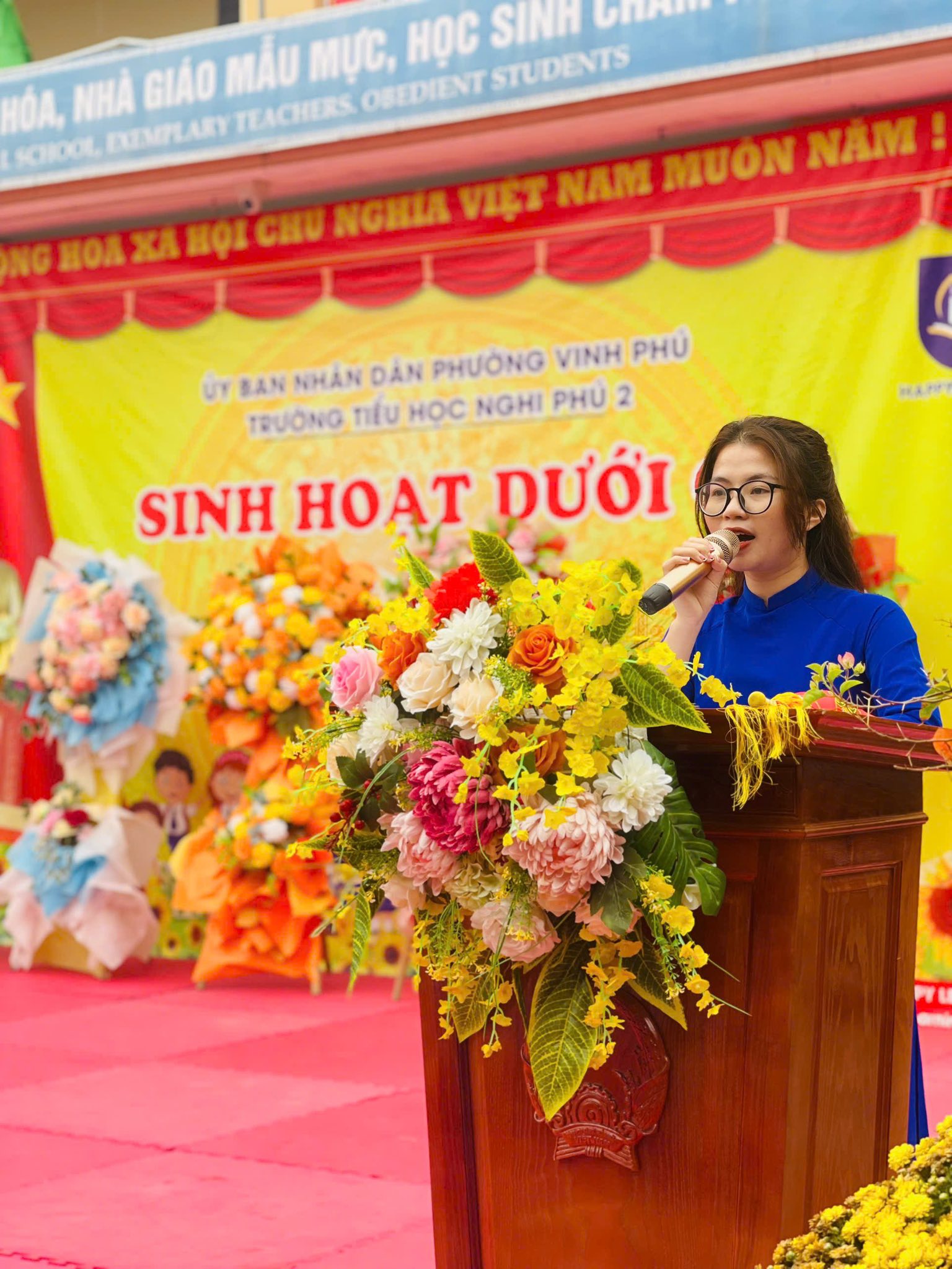 SINH HOẠT DƯỚI CỜ – ĐÓN ĐOÀN SINH VIÊN THỰC TẬP