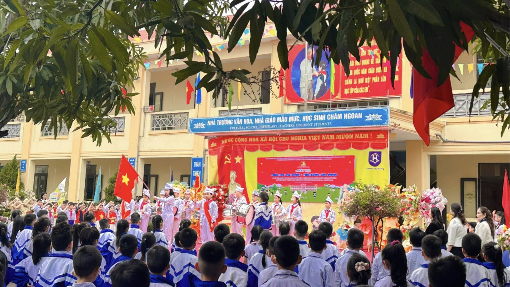 SINH HOẠT DƯỚI CỜ – CHỦ ĐỀ “THIẾU NHI VUI KHỎE – TIẾN BƯỚC LÊN ĐOÀN”💐