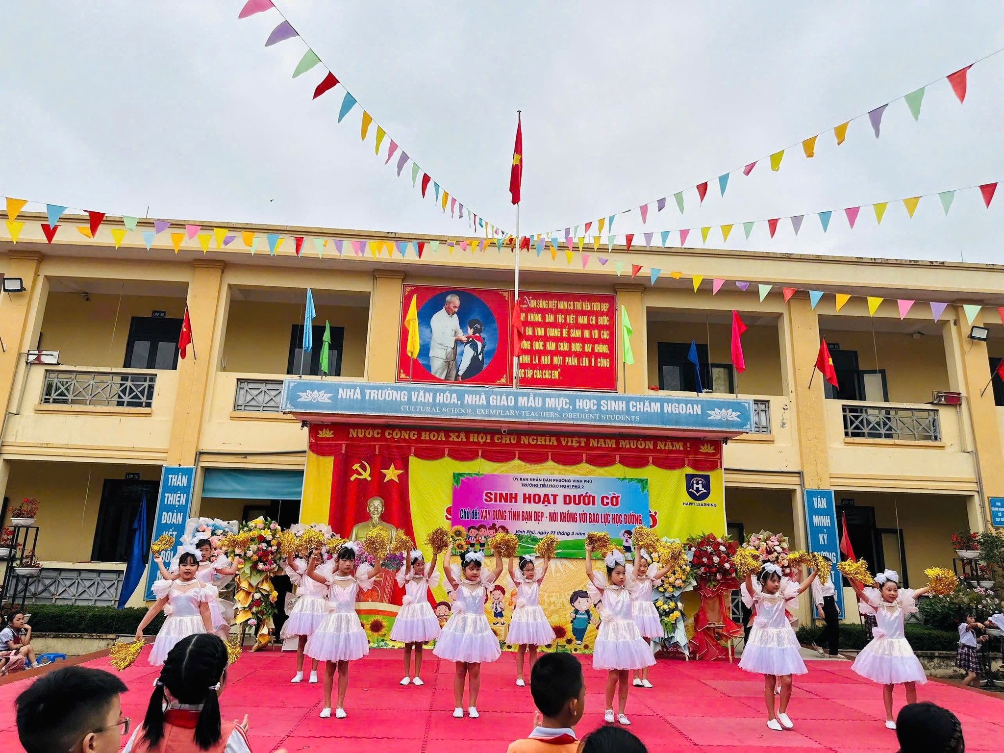 🌺SINH HOẠT DƯỚI CỜ – CHỦ ĐỀ “XÂY DỰNG TÌNH BẠN ĐẸP – NÓI KHÔNG VỚI BẠO LỰC HỌC ĐƯỜNG”🌺