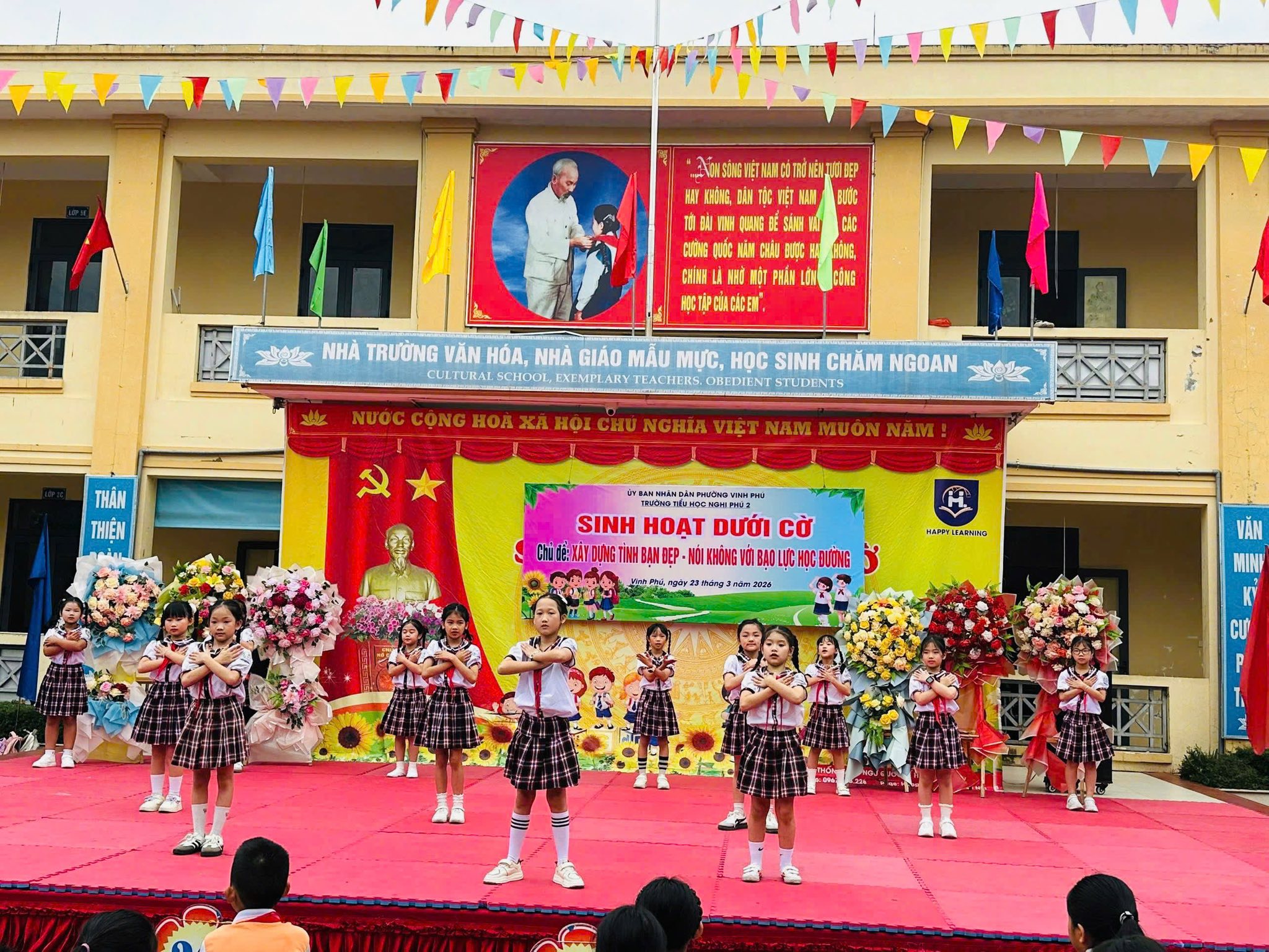 🌺SINH HOẠT DƯỚI CỜ – CHỦ ĐỀ “XÂY DỰNG TÌNH BẠN ĐẸP – NÓI KHÔNG VỚI BẠO LỰC HỌC ĐƯỜNG”🌺